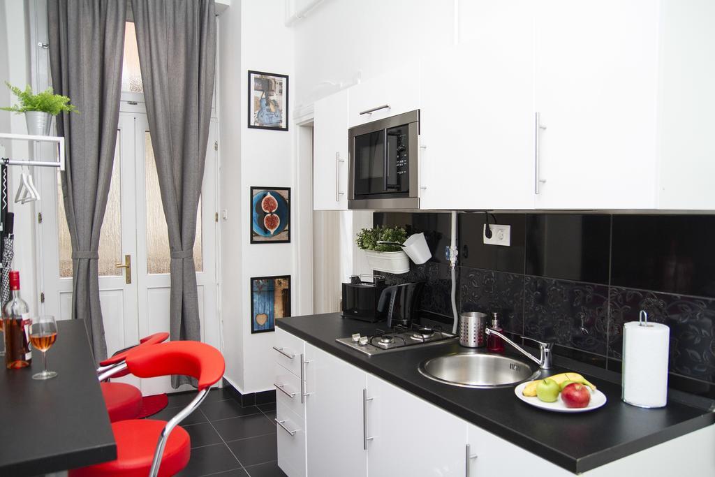 Somogyi Apartman Budapest Exteriör bild