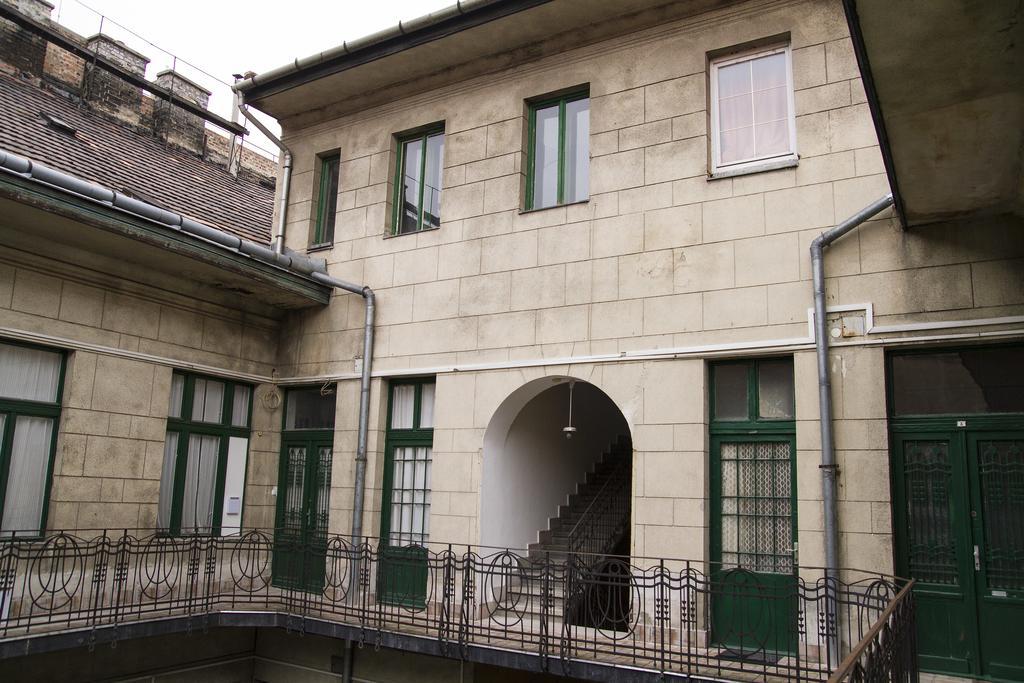 Somogyi Apartman Budapest Exteriör bild